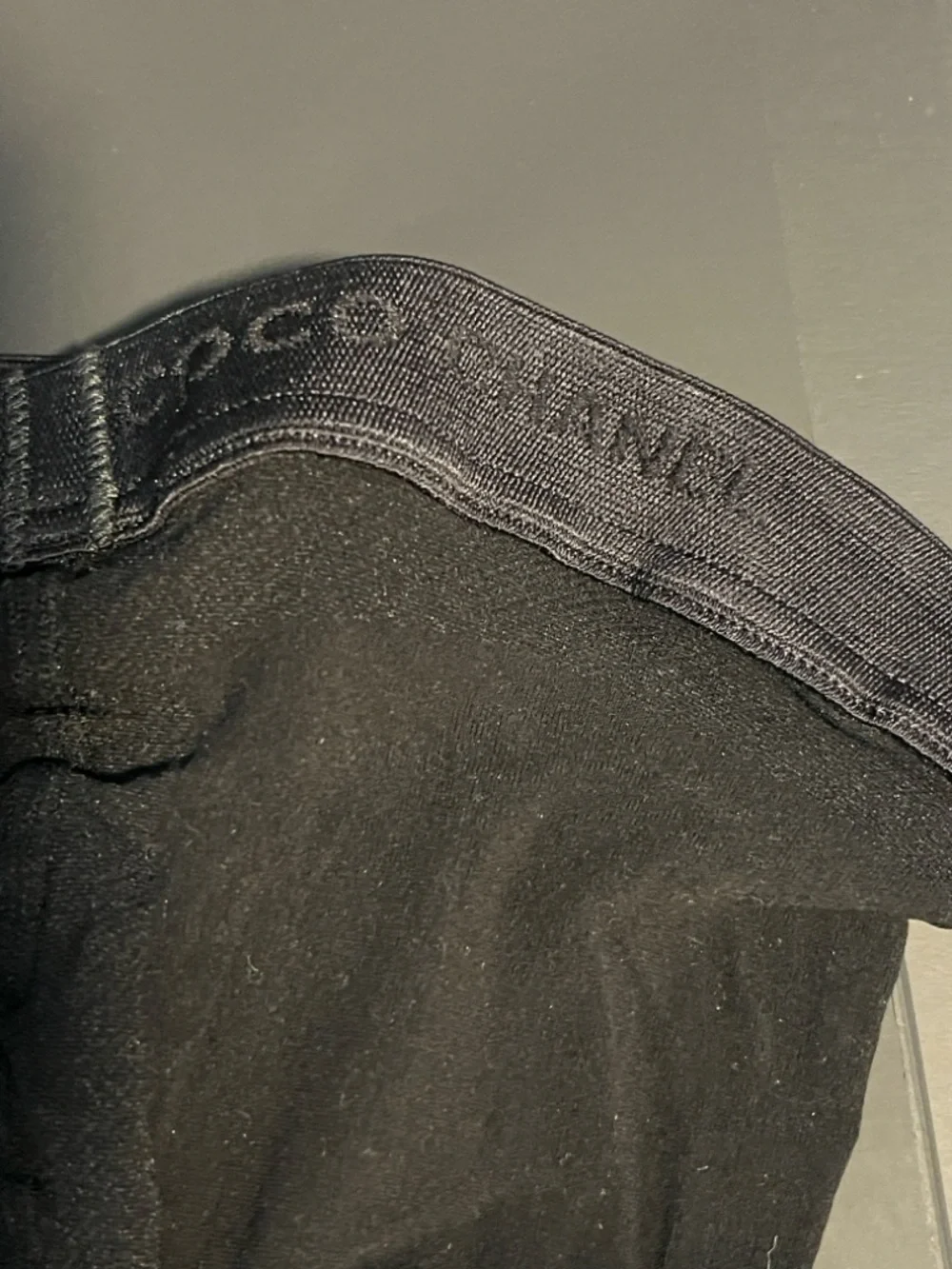 CHANEL Black Logo Sheer Tights with Monogram - Picture 4 of 6